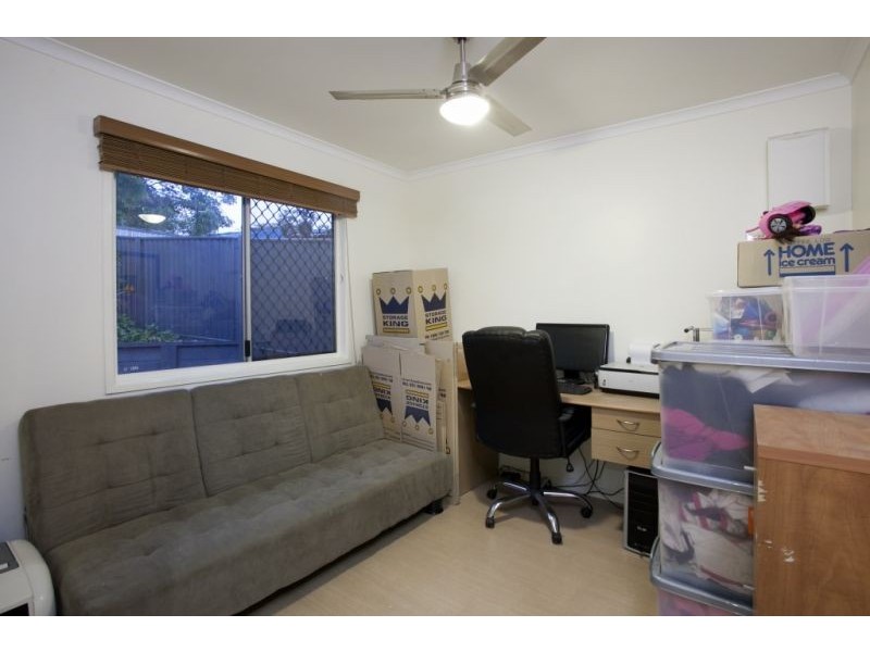 16 Saverin Rd, Eagleby QLD 4207