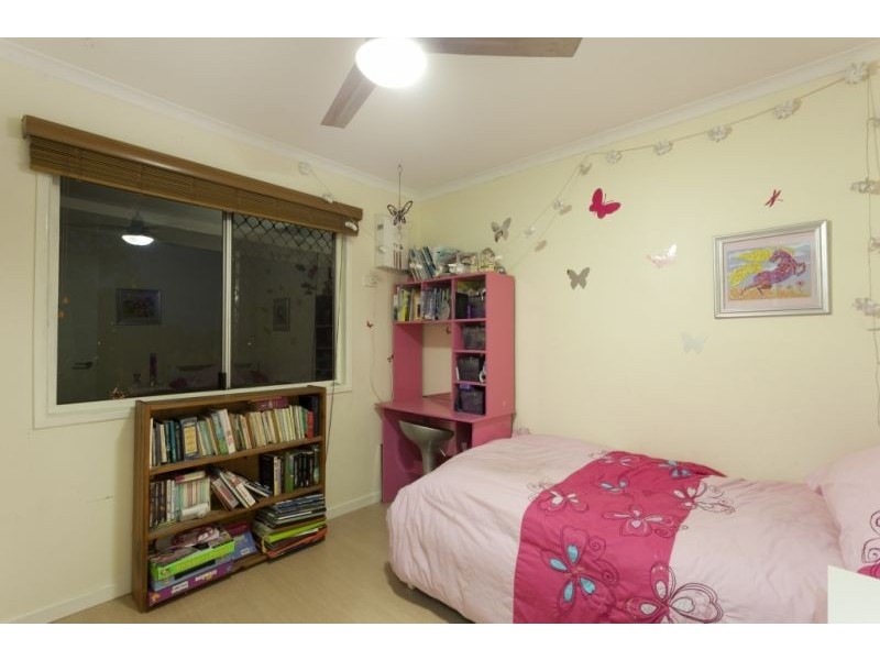 16 Saverin Rd, Eagleby QLD 4207