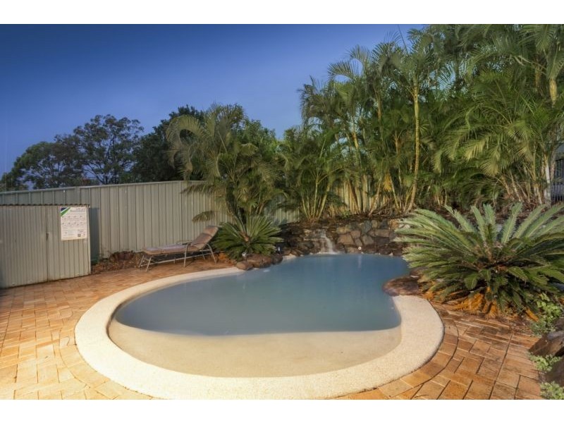16 Saverin Rd, Eagleby QLD 4207