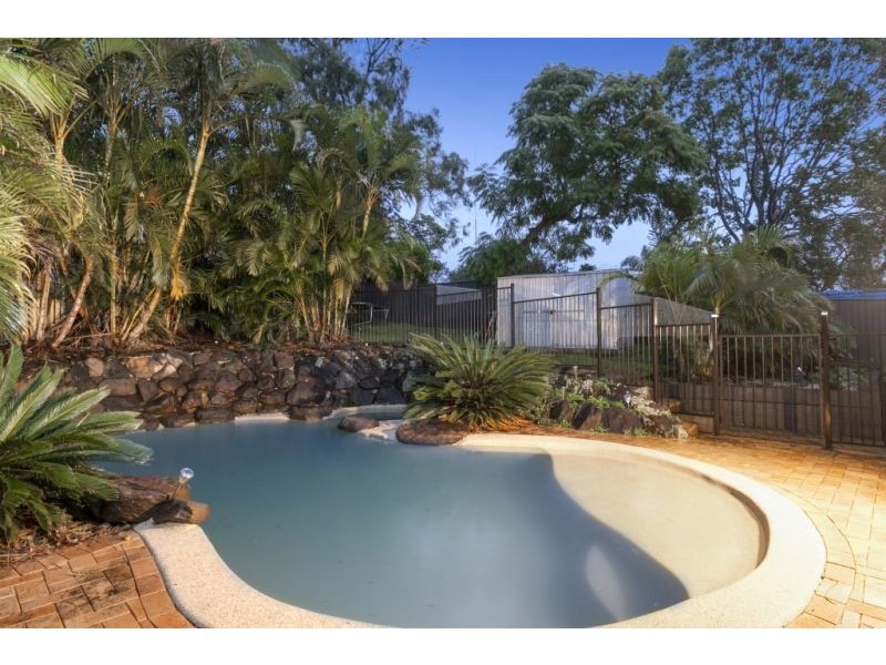 16 Saverin Rd, Eagleby QLD 4207