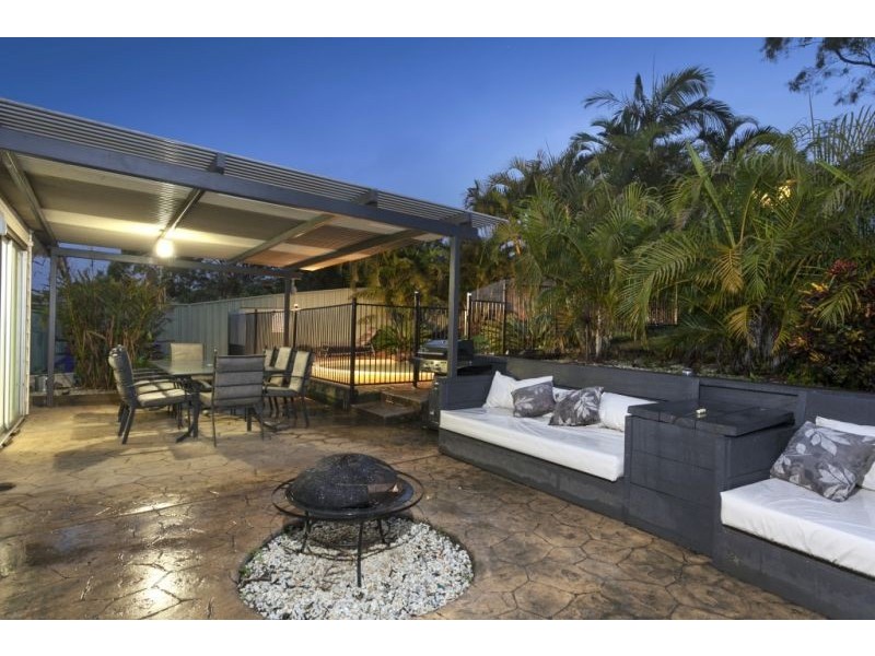 16 Saverin Rd, Eagleby QLD 4207