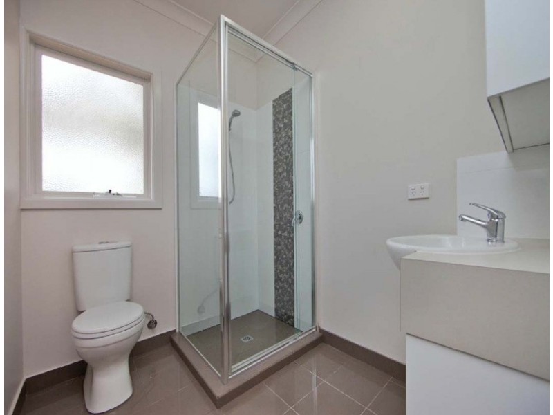 2/39 Kokaribb Road, Carnegie VIC 3163