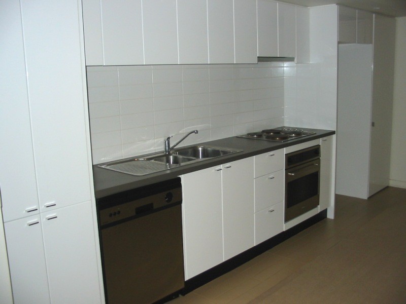 14 Leaf  Court, Clayton VIC 3168