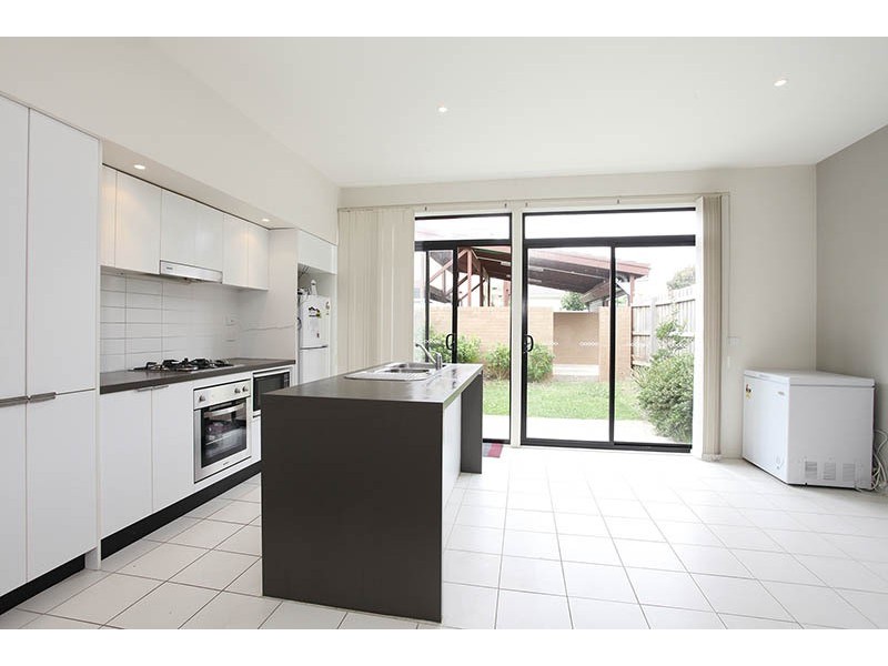 4 Brush Box Court, Clayton South VIC 3169