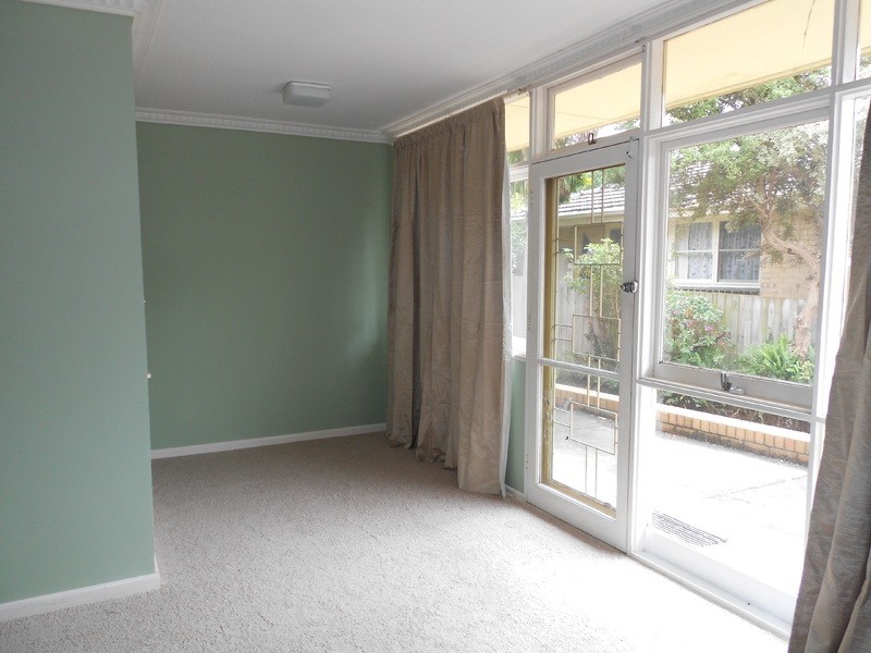 11 Howard Avenue, Mount Waverley VIC 3149