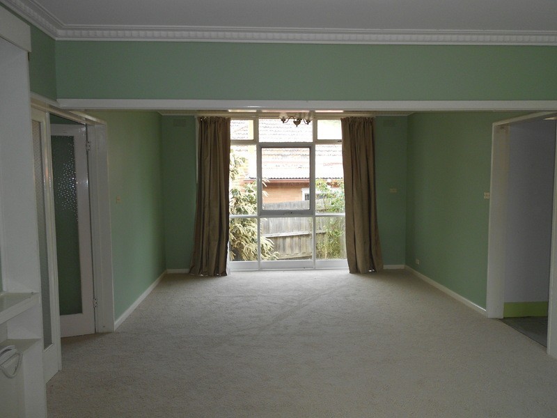 11 Howard Avenue, Mount Waverley VIC 3149