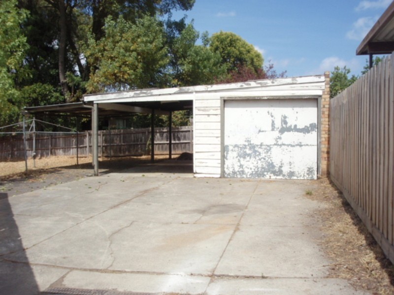 8 Cameron Street, Mount Waverley VIC 3149