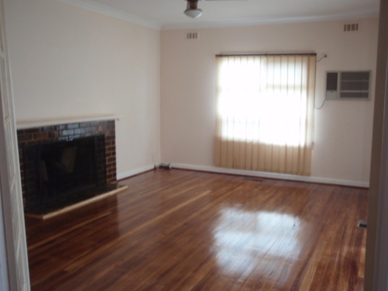 8 Cameron Street, Mount Waverley VIC 3149