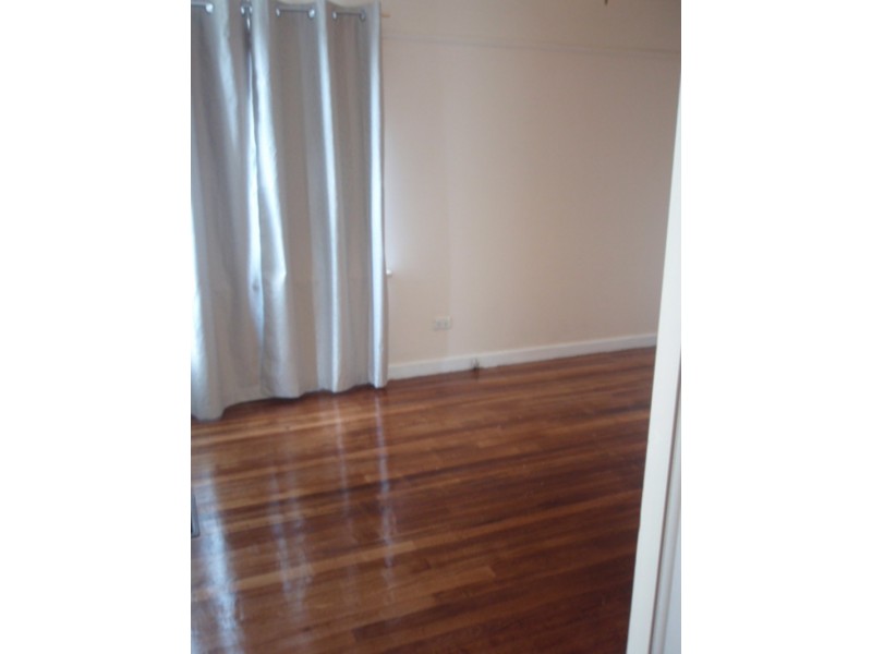 8 Cameron Street, Mount Waverley VIC 3149