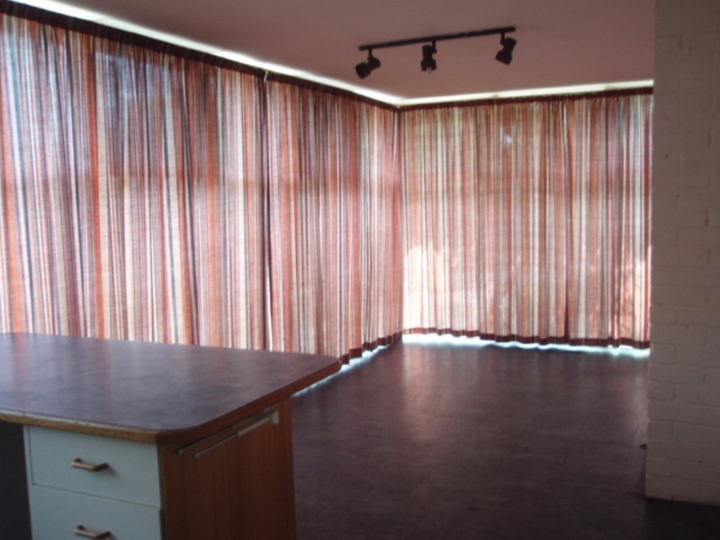 8 Cameron Street, Mount Waverley VIC 3149