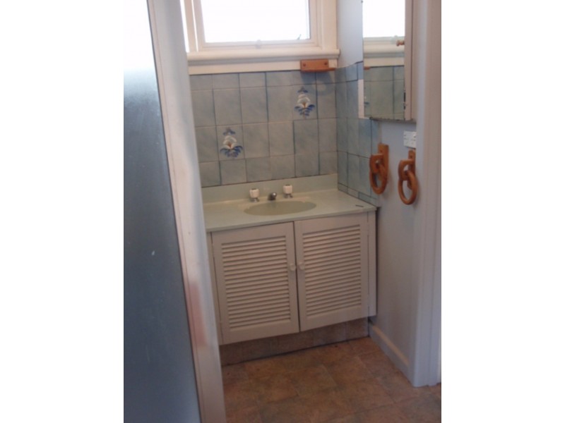 8 Cameron Street, Mount Waverley VIC 3149