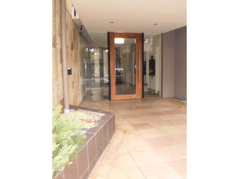 13/129 Ormond Esplanade, Elwood VIC 3184