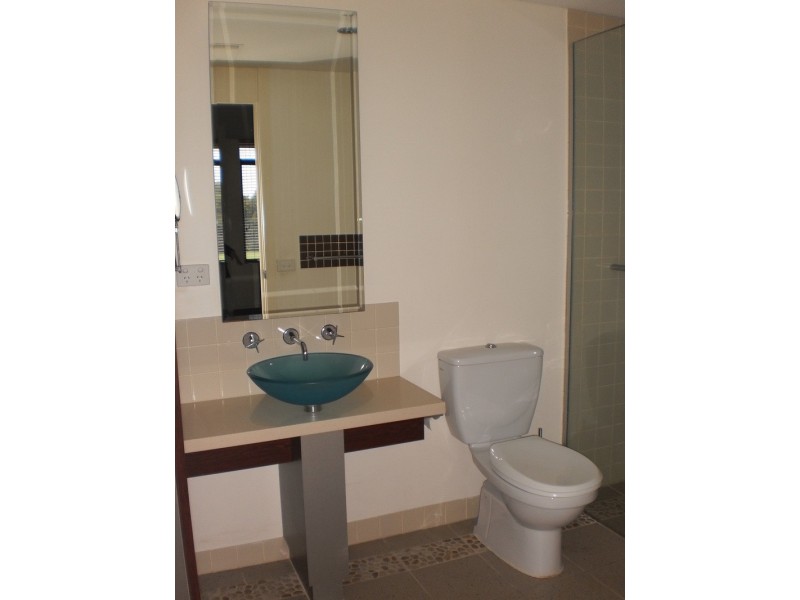 13/129 Ormond Esplanade, Elwood VIC 3184