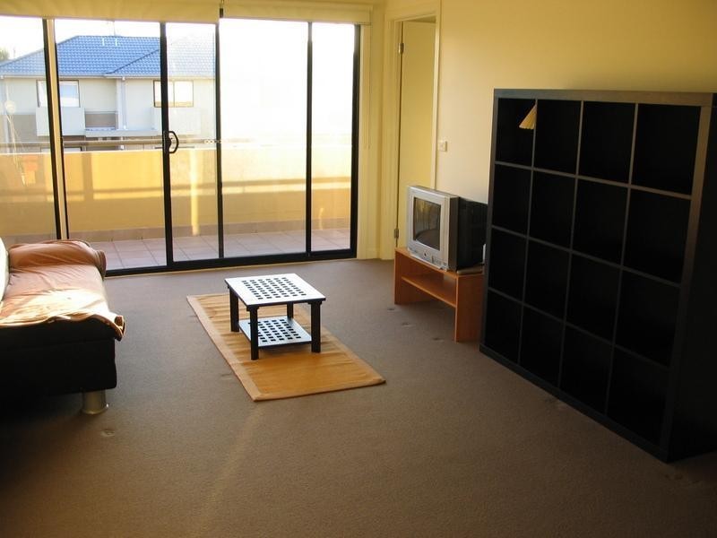 32/1 Greenfield  Drive, Clayton VIC 3168