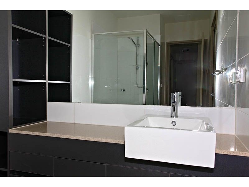 25/100 White Street, Mordialloc VIC 3195