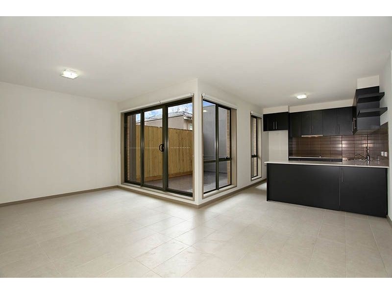 10/100 White  Street, Mordialloc VIC 3195