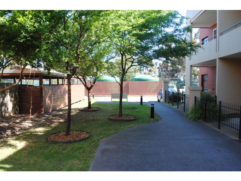 19/1 Greenfield Drive, Clayton VIC 3168
