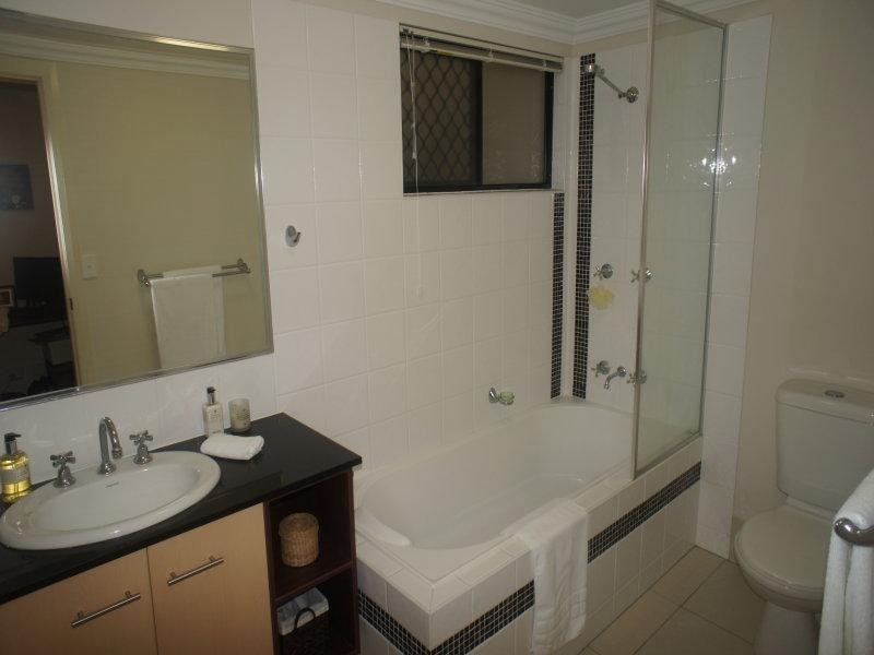 1/88 Harbour Dr, Trinity Park QLD 4879
