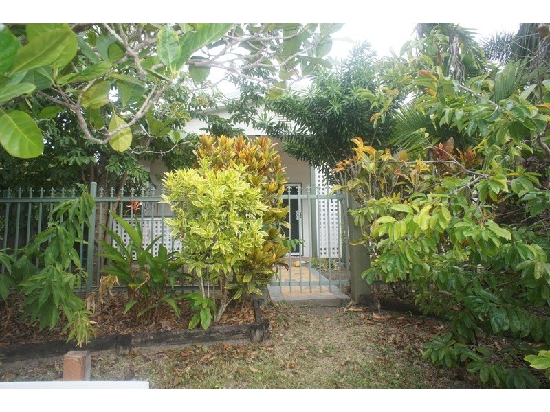 5 Toolong Cl, Smithfield QLD 4878