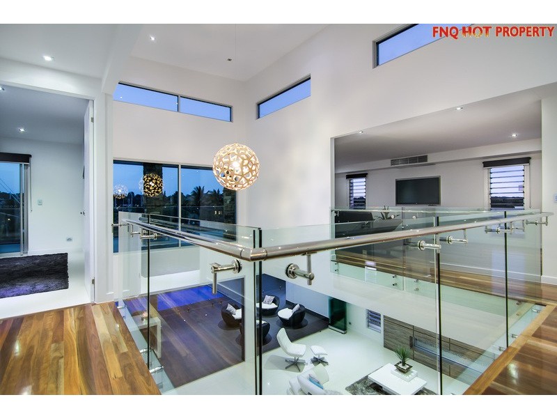 6 RAGAMUFFIN QY, Trinity Park QLD 4879