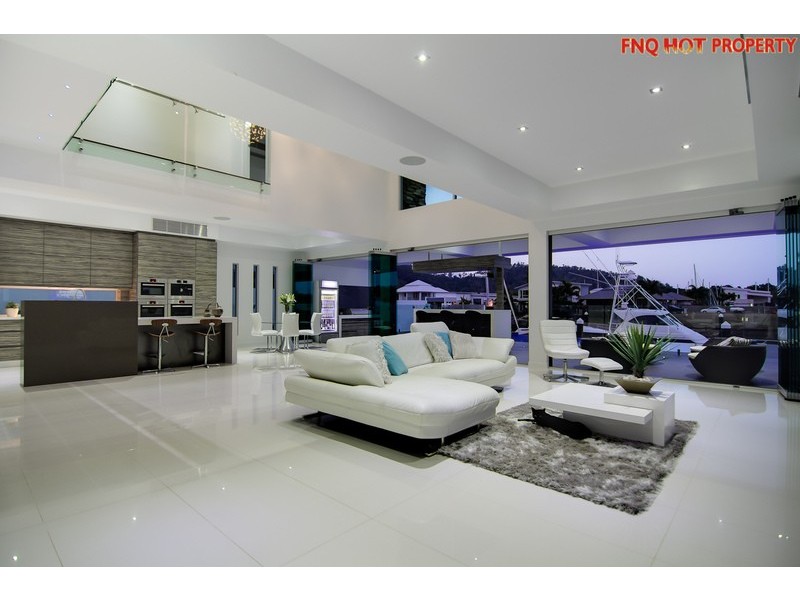 6 RAGAMUFFIN QY, Trinity Park QLD 4879