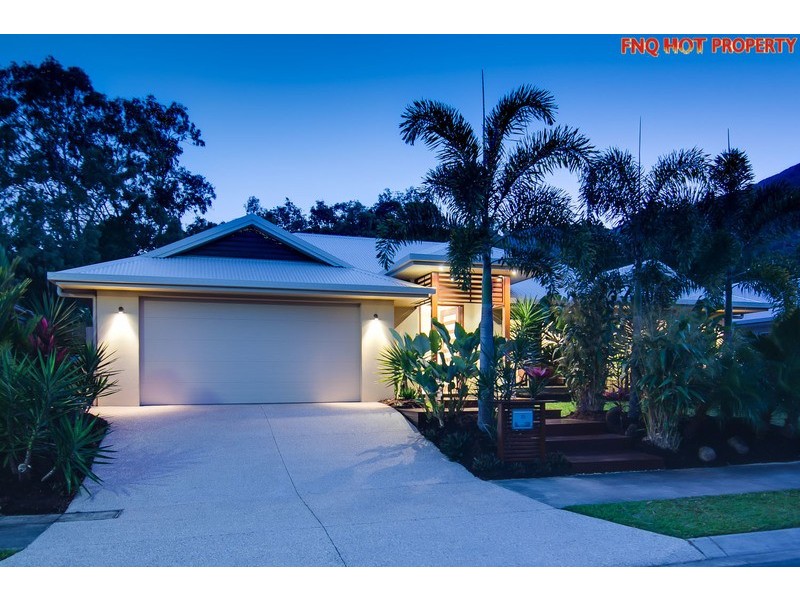 33  Muller St, Palm Cove QLD 4879