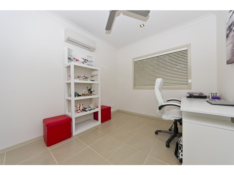 1/60 Harbour Dr, Trinity Park QLD 4879