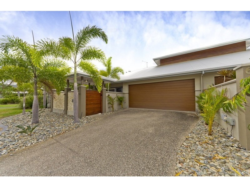 1/60 Harbour Dr, Trinity Park QLD 4879