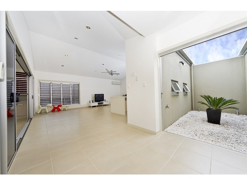 1/60 Harbour Dr, Trinity Park QLD 4879