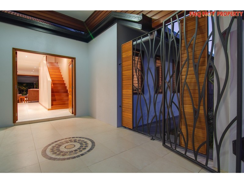 104 HARBOUR DRIVE, Trinity Park QLD 4879