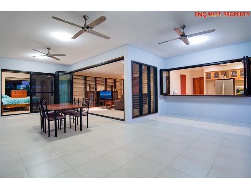 104 HARBOUR DRIVE, Trinity Park QLD 4879