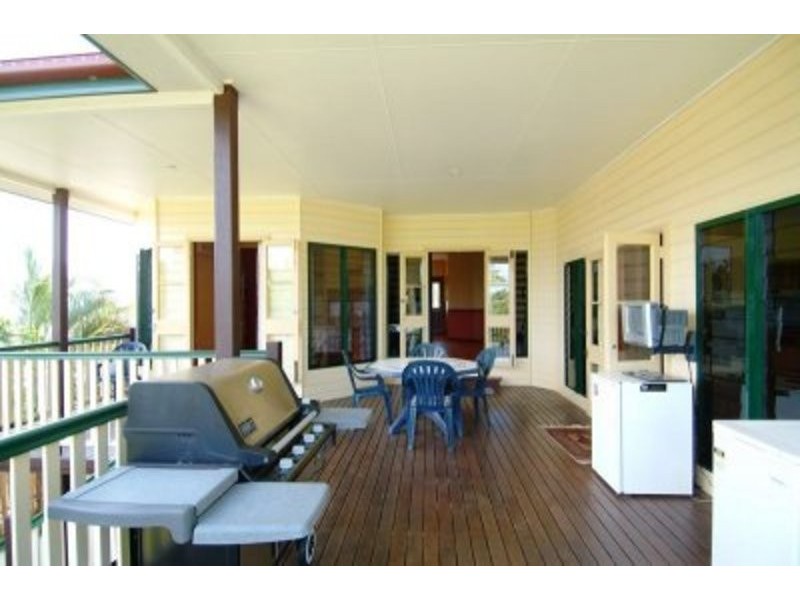 12 Crowsnest Terrace, Trinity Beach QLD 4879