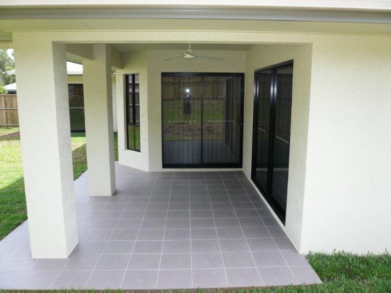 72 Roberts Drive, Trinity Beach QLD 4879