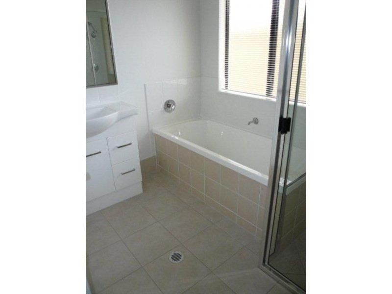 72 Roberts Drive, Trinity Beach QLD 4879