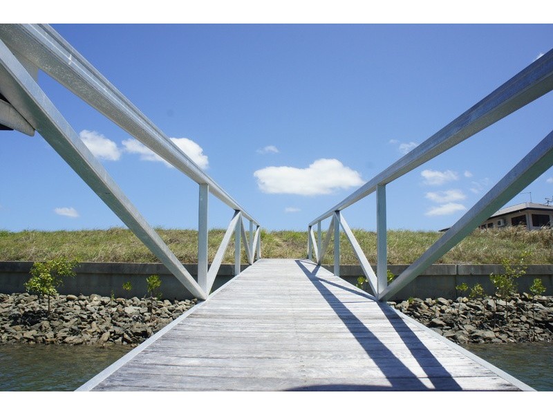 6  Brindabella Quay, Trinity Park QLD 4879