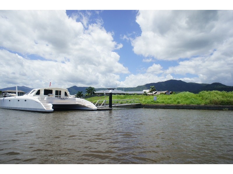 6  Brindabella Quay, Trinity Park QLD 4879