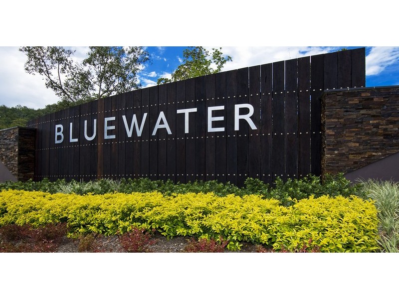 6  Brindabella Quay, Trinity Park QLD 4879