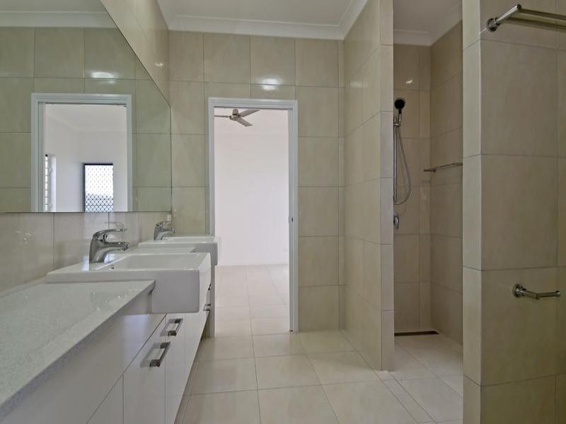 20 BRINDABELLA QY, Trinity Park QLD 4879