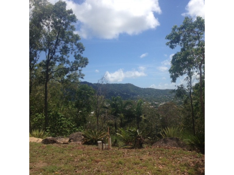 2E Trundle Terrace, Whitfield QLD 4870