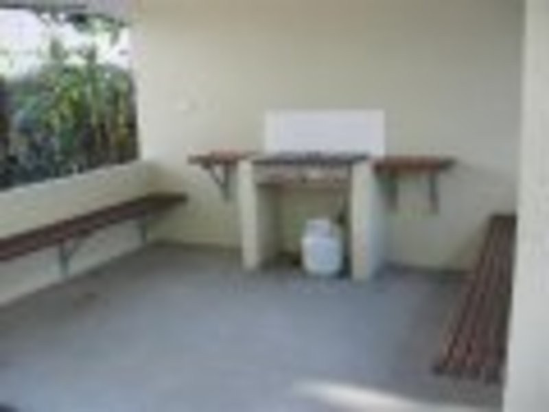 2/518 Varley Street, Yorkeys Knob QLD 4878