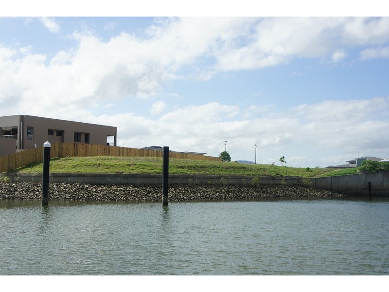 14 Ragamuffin Qy, Trinity Park QLD 4879