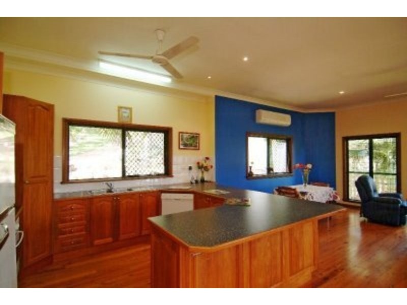 12 CROWSNEST TERRACE, Trinity Beach QLD 4879