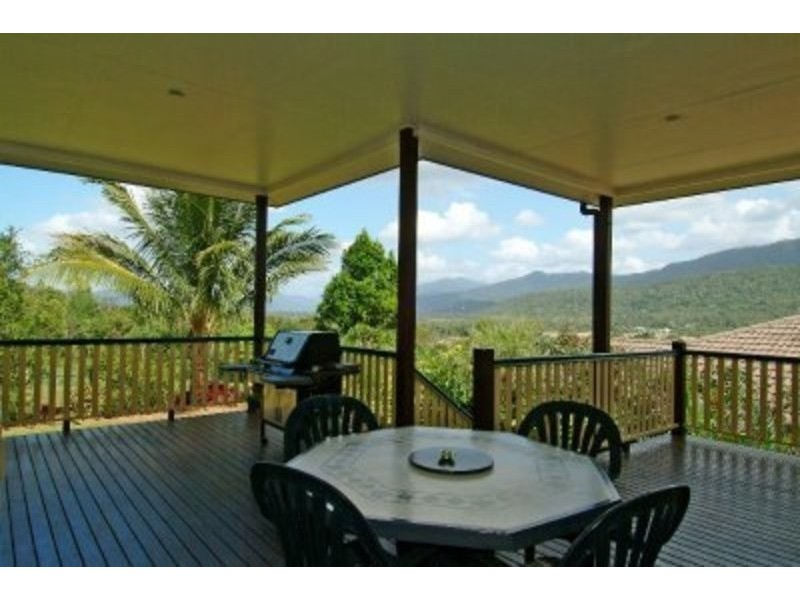 12 CROWSNEST TERRACE, Trinity Beach QLD 4879