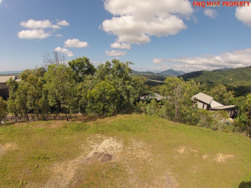 5-7  Tranquil Place, Smithfield QLD 4878