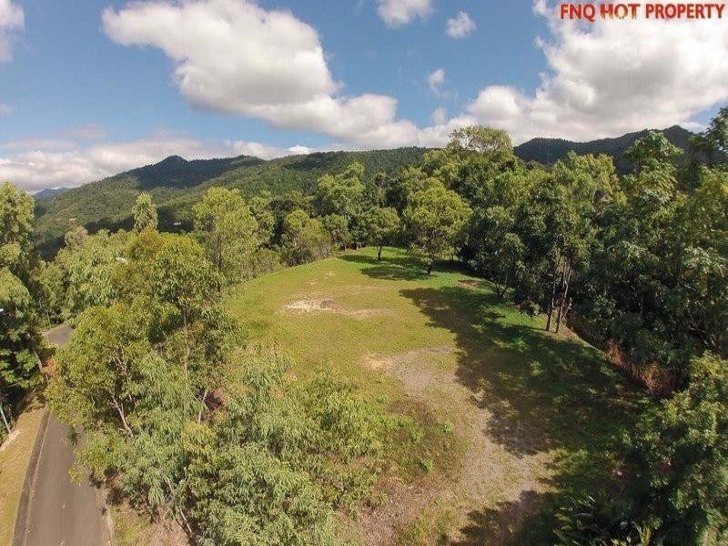 5-7  Tranquil Place, Smithfield QLD 4878