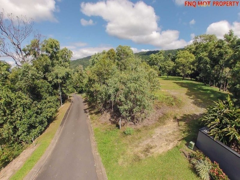 5-7  Tranquil Place, Smithfield QLD 4878