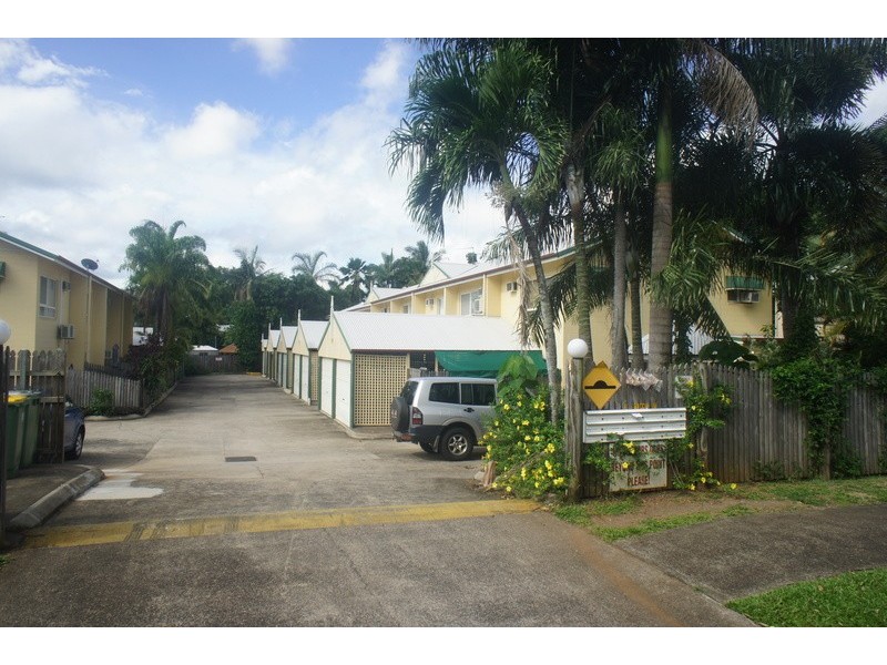 9/3-5  Tenni St, Redlynch QLD 4870
