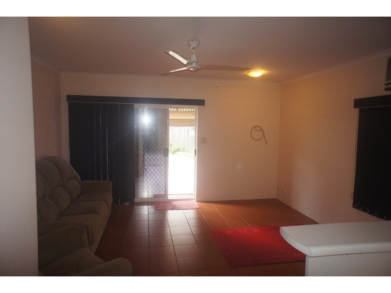9/3-5  Tenni St, Redlynch QLD 4870