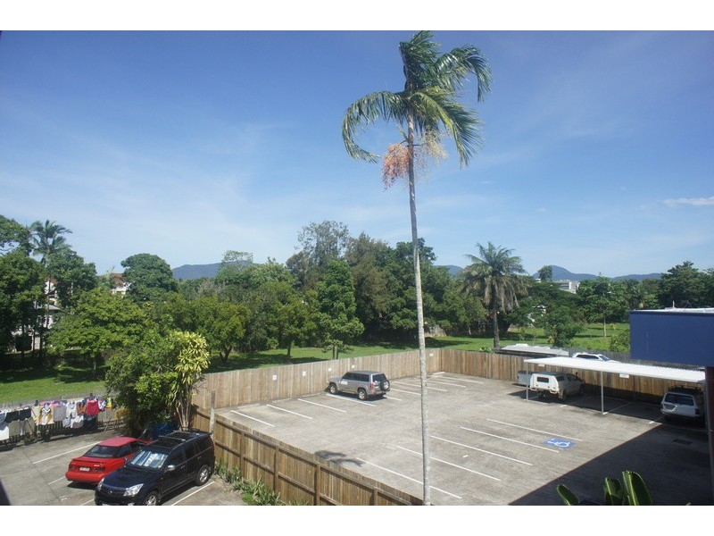 28/324 Sheridan Street, Cairns North QLD 4870