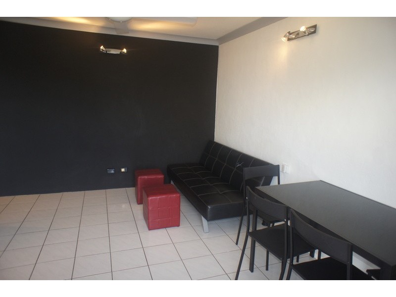 28/324 Sheridan Street, Cairns North QLD 4870